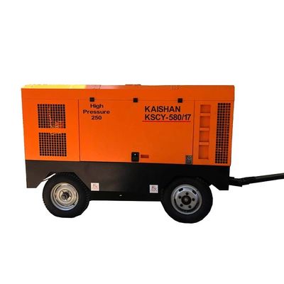 Compresor de aire portátil del tornillo del motor diesel 17bar de KSCY-580/17 Kaishan Commins